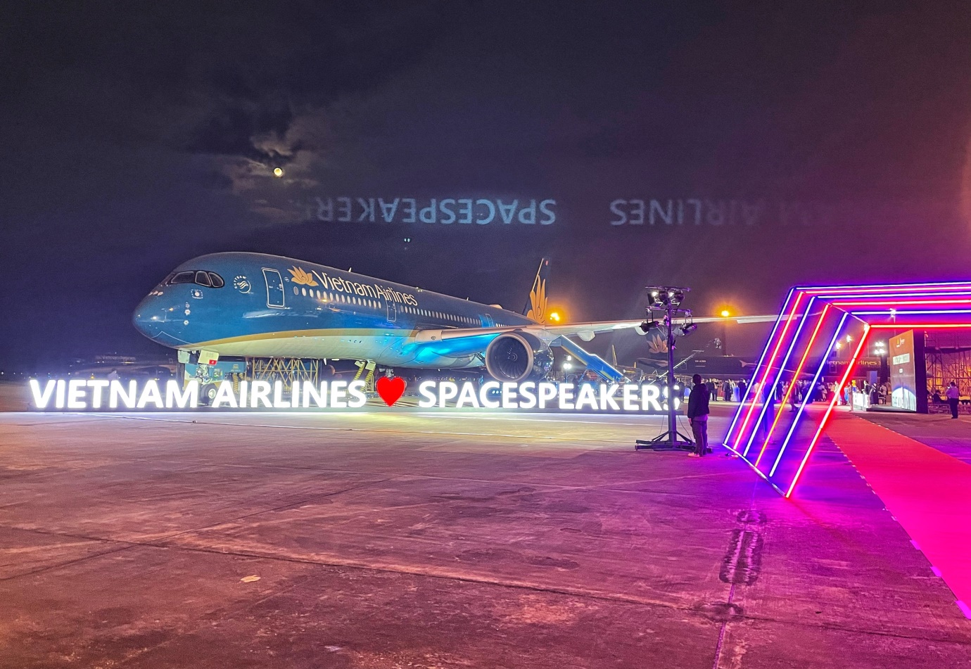 vietnam airlines spacespeakers 1 1